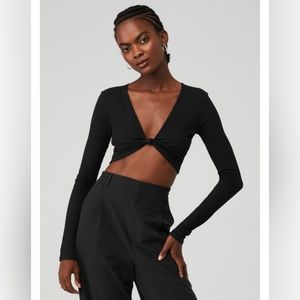 NWOT Alo Yoga Ribbed Knotty Long Sleeve, Black, Small